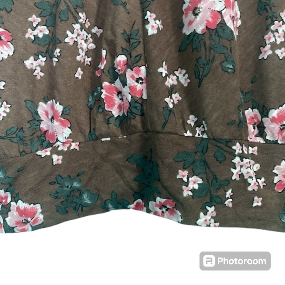 Weavers top NWT size XS flutter sleeves banded bottom lightweight brown floral - Picture 2 of 8
